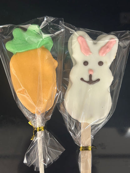 Customized Cake Pop by The Dozen